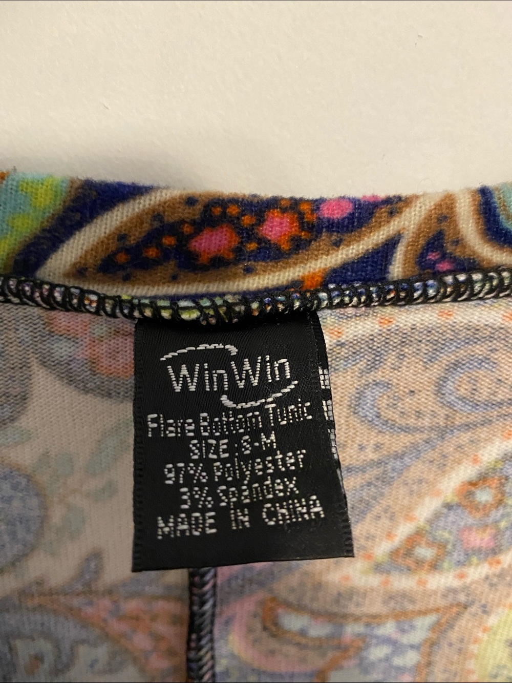 WinWin Multicolor Paisley V-Neck Tunic, really fun top, bell sleeves - Picture 2 of 7